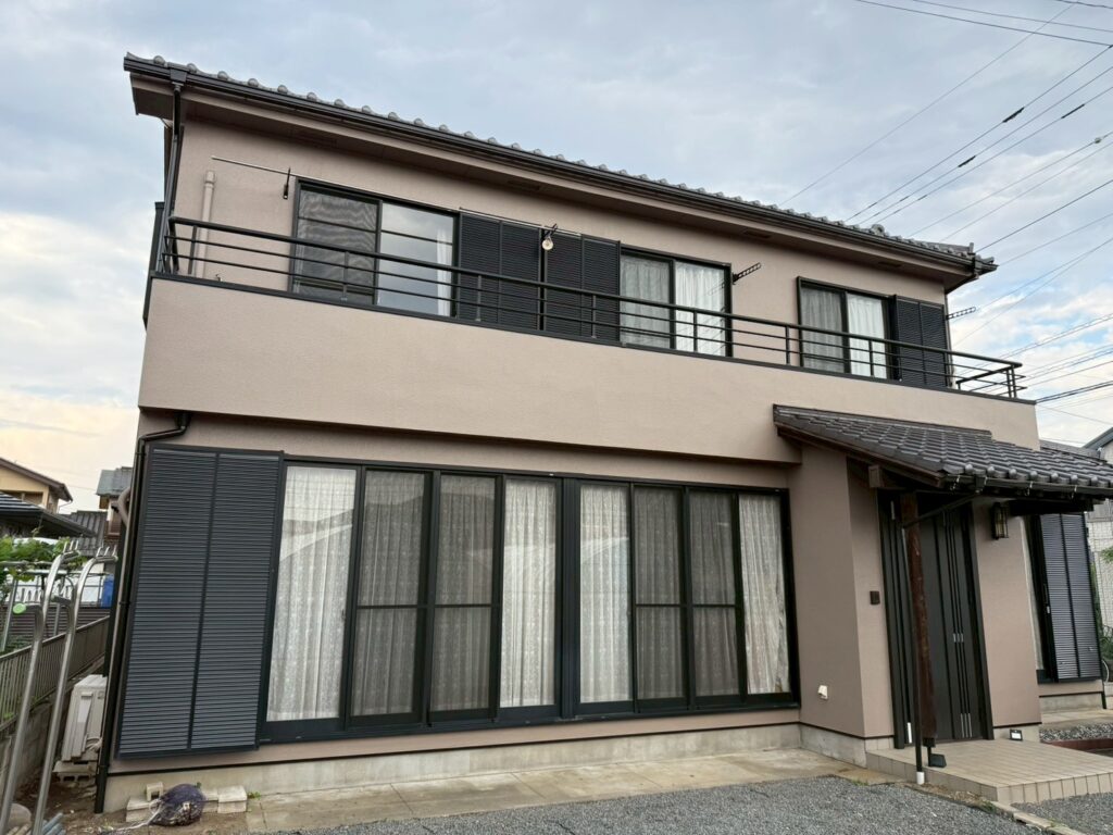 塗装完了後の足場解体作業